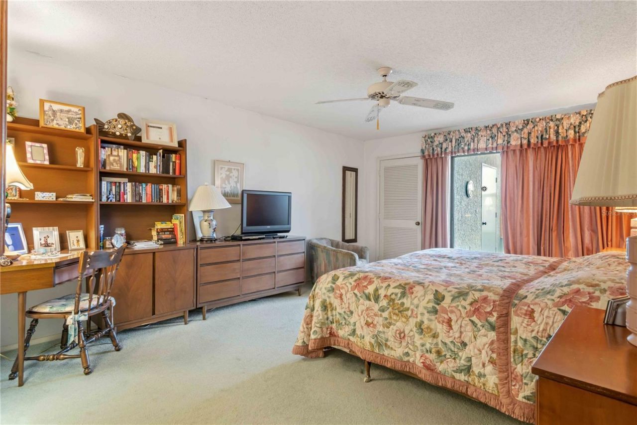 514 Spring Lakes Boulevard , Bradenton, FL 34210 Photo