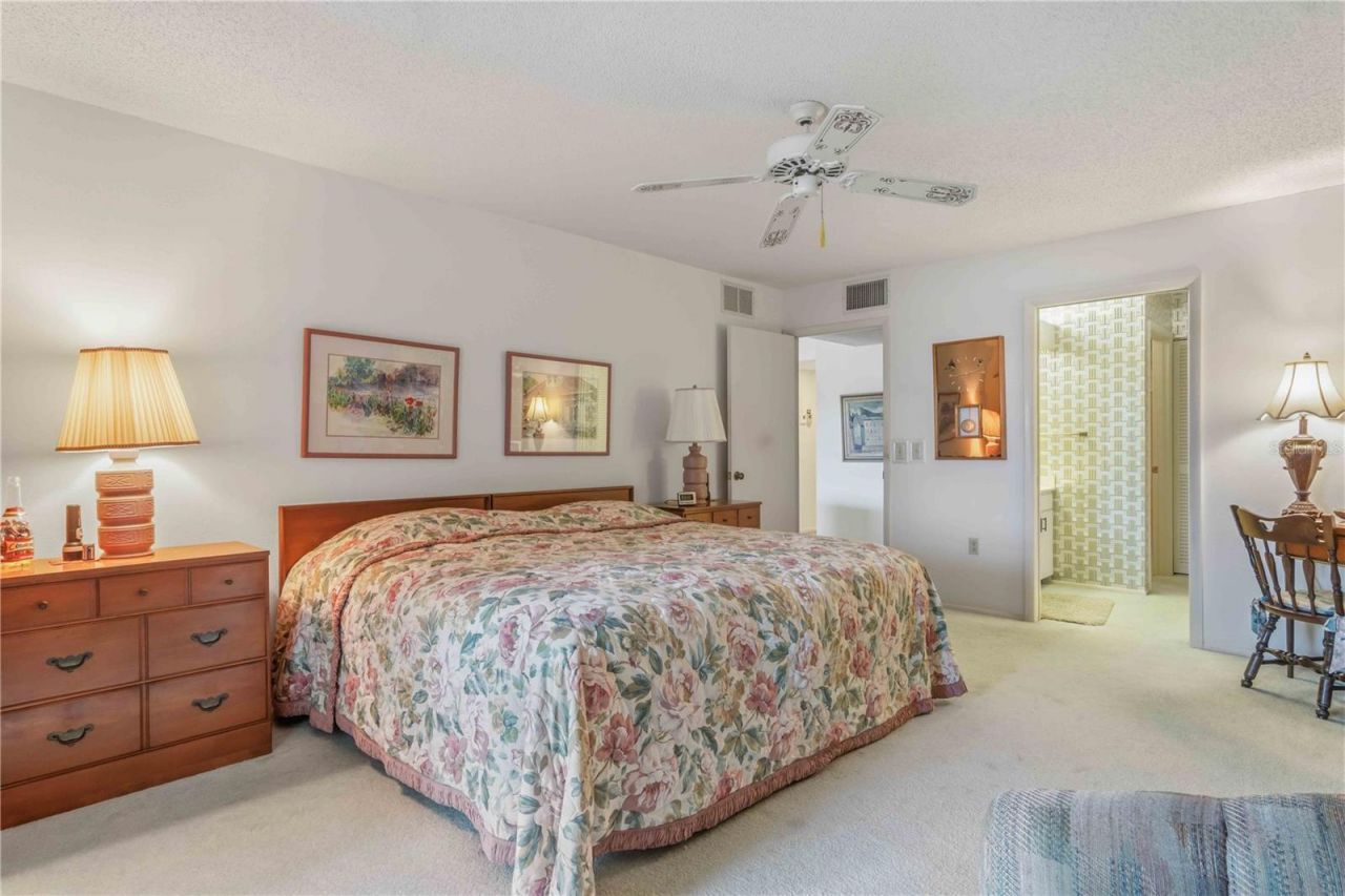 514 Spring Lakes Boulevard , Bradenton, FL 34210 Photo