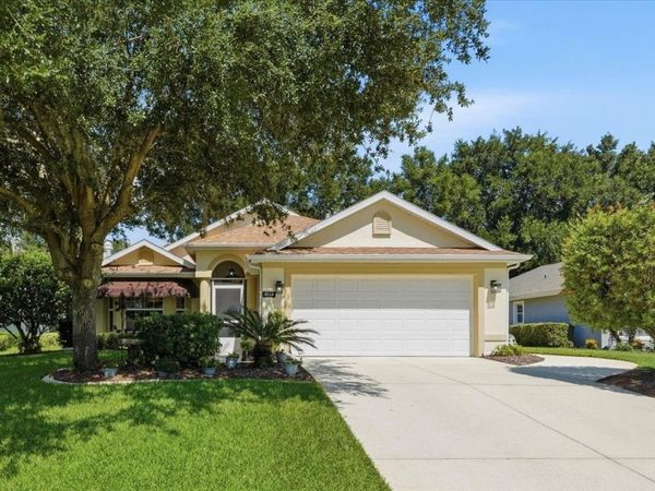6133 LANDINGS BOULEVARD , LADY LAKE, FL 32159