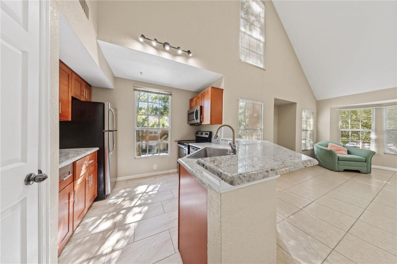 6340 Raleigh Street , Unit 1011, Orlando, FL 32835 Photo