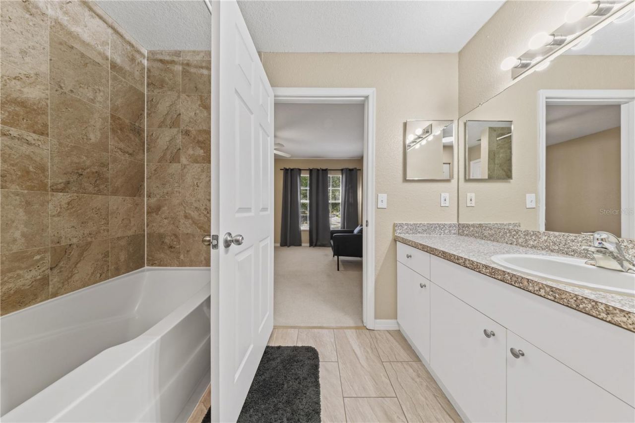 6340 Raleigh Street , Unit 1011, Orlando, FL 32835 Photo