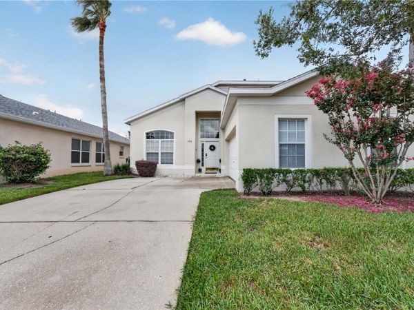 706 LOCKBREEZE DRIVE , DAVENPORT, FL 33897