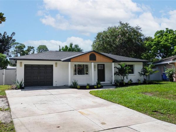 3272 54TH STREET N, ST PETERSBURG, FL 33710
