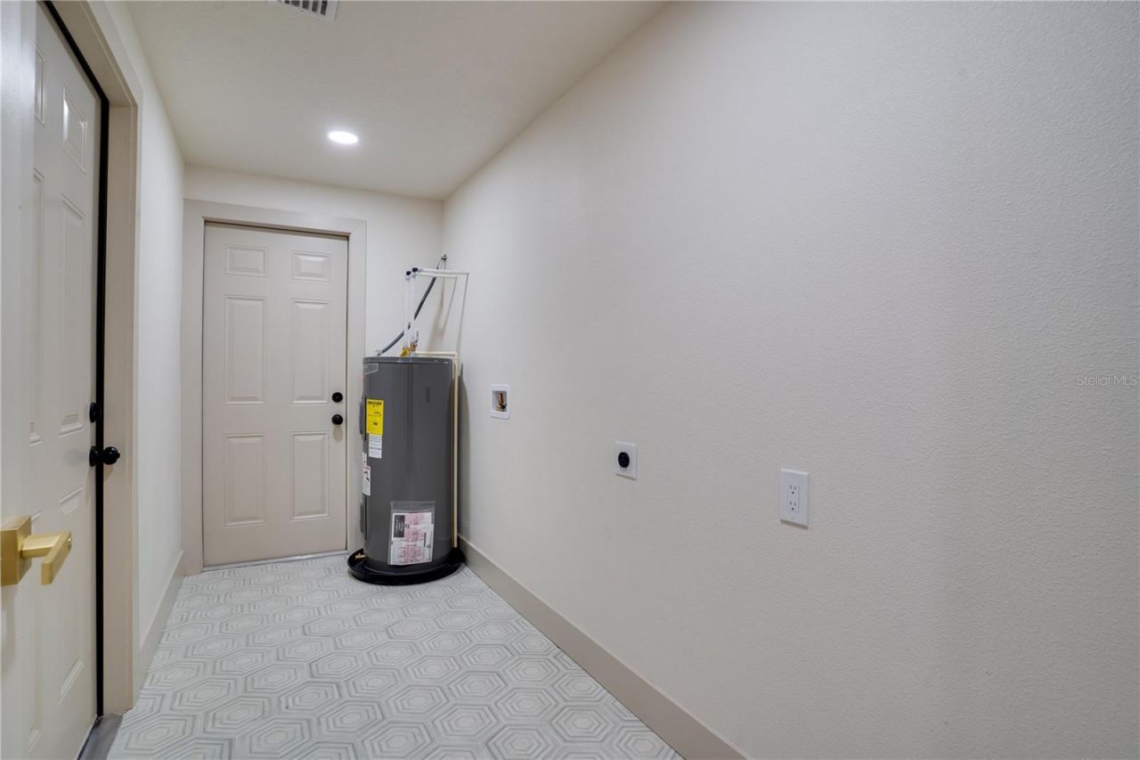 3272 54th Street N, Saint Petersburg, FL 33710 Photo
