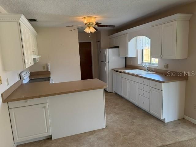 3048 Unity Tree Drive , Edgewater, FL 32141 Photo
