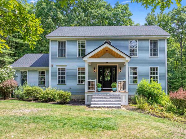 15 Hills Road, Hooksett, NH 03106