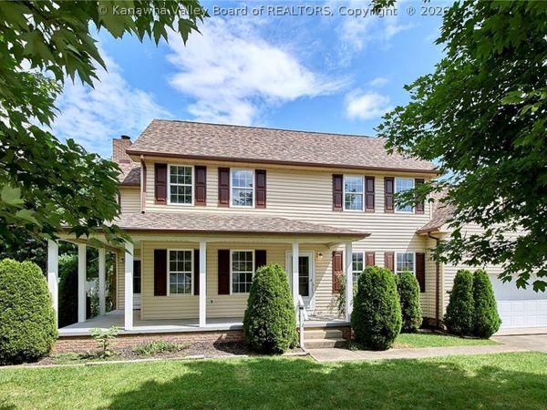 21 Christopher Drive, Hurricane, WV 25526