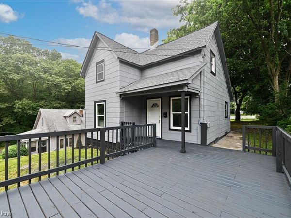 49 Penfield Avenue , Akron, OH 44310