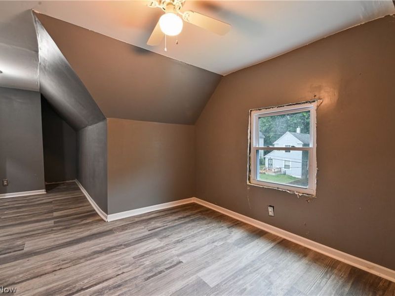 49 Penfield Avenue, Akron, OH 44310 Photo 13