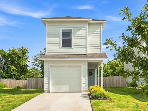 54 Trinity Circle, Lockhart, TX 78644