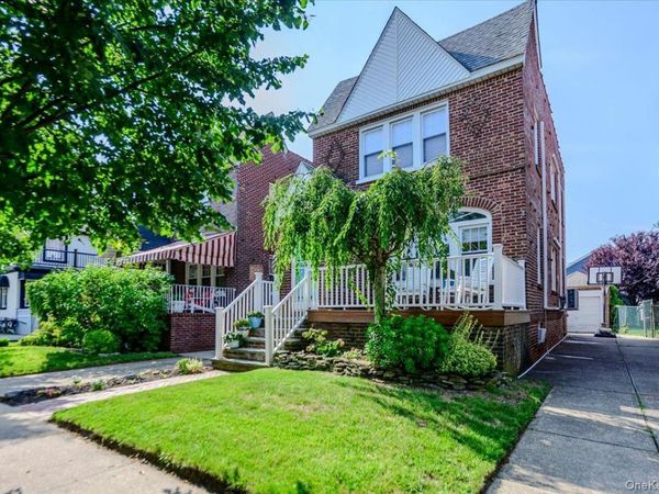 516 W Market Street , Long Beach, NY 11561