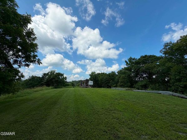 125 Picadilly Way , Parrottsville, TN 37843