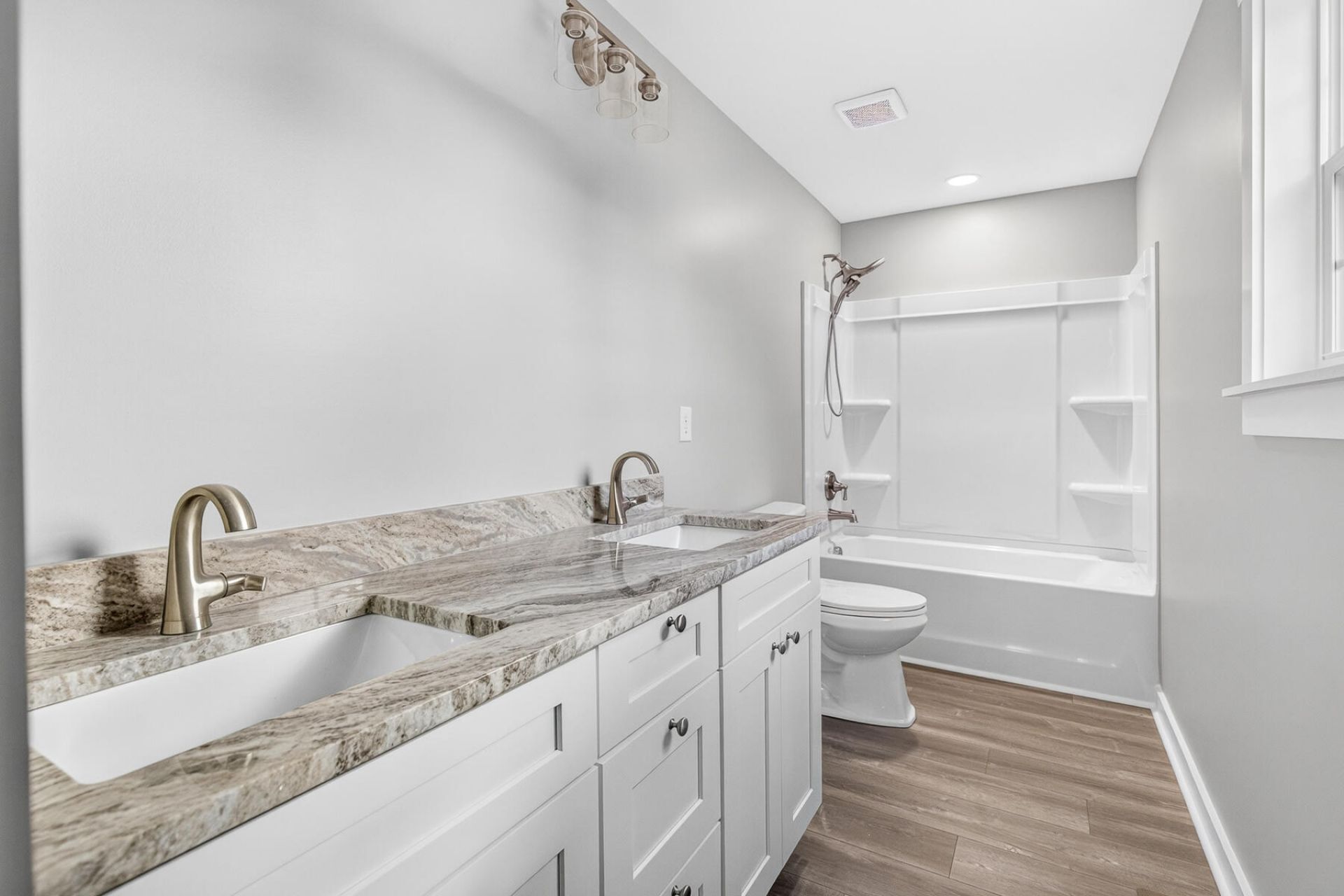 113 Ripple Avenue Photo 32