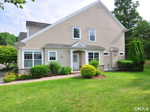 104 Bradford, Unit 104, Farmington, CT 06032