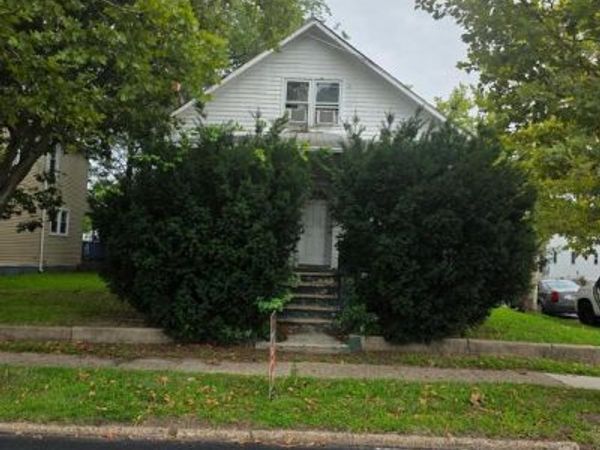 725 HESSIAN AVENUE, NATIONAL PARK, NJ 08063