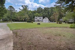 417 Goldstone Drive photo 4