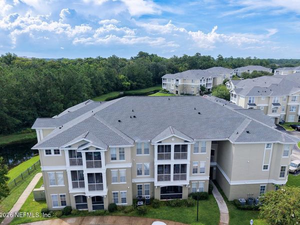8290 GATE Parkway, Unit 608, Jacksonville, FL 32216