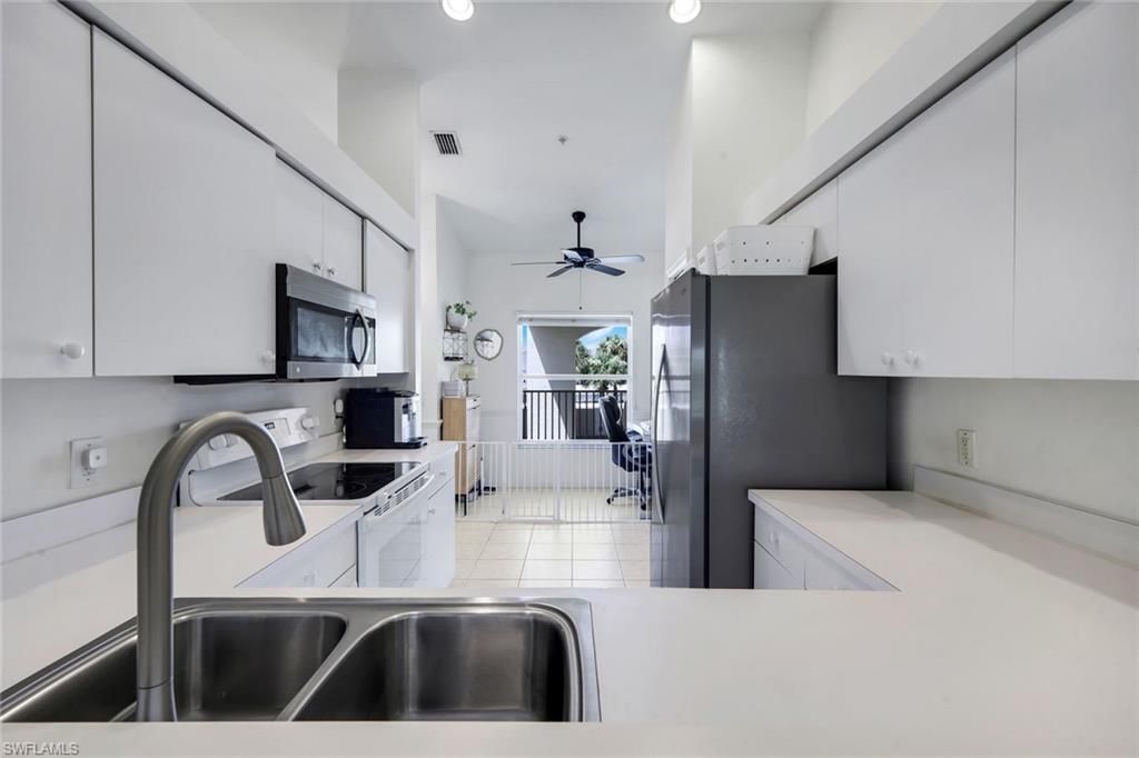 21301 Lancaster Run, Unit 825, Estero, FL 33928 Photo