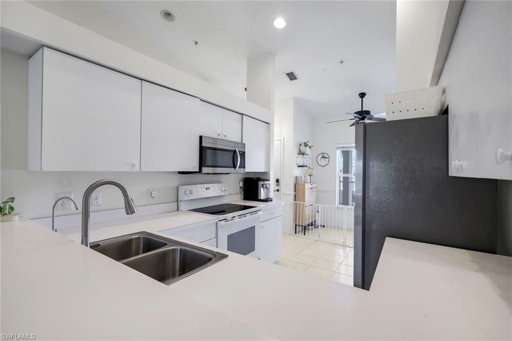 21301 Lancaster Run, Unit 825, Estero, FL 33928 Photo
