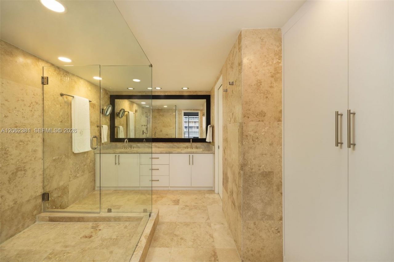 2 Grove Isle Dr, Unit B1109, Coconut Grove, FL 33133 Photo