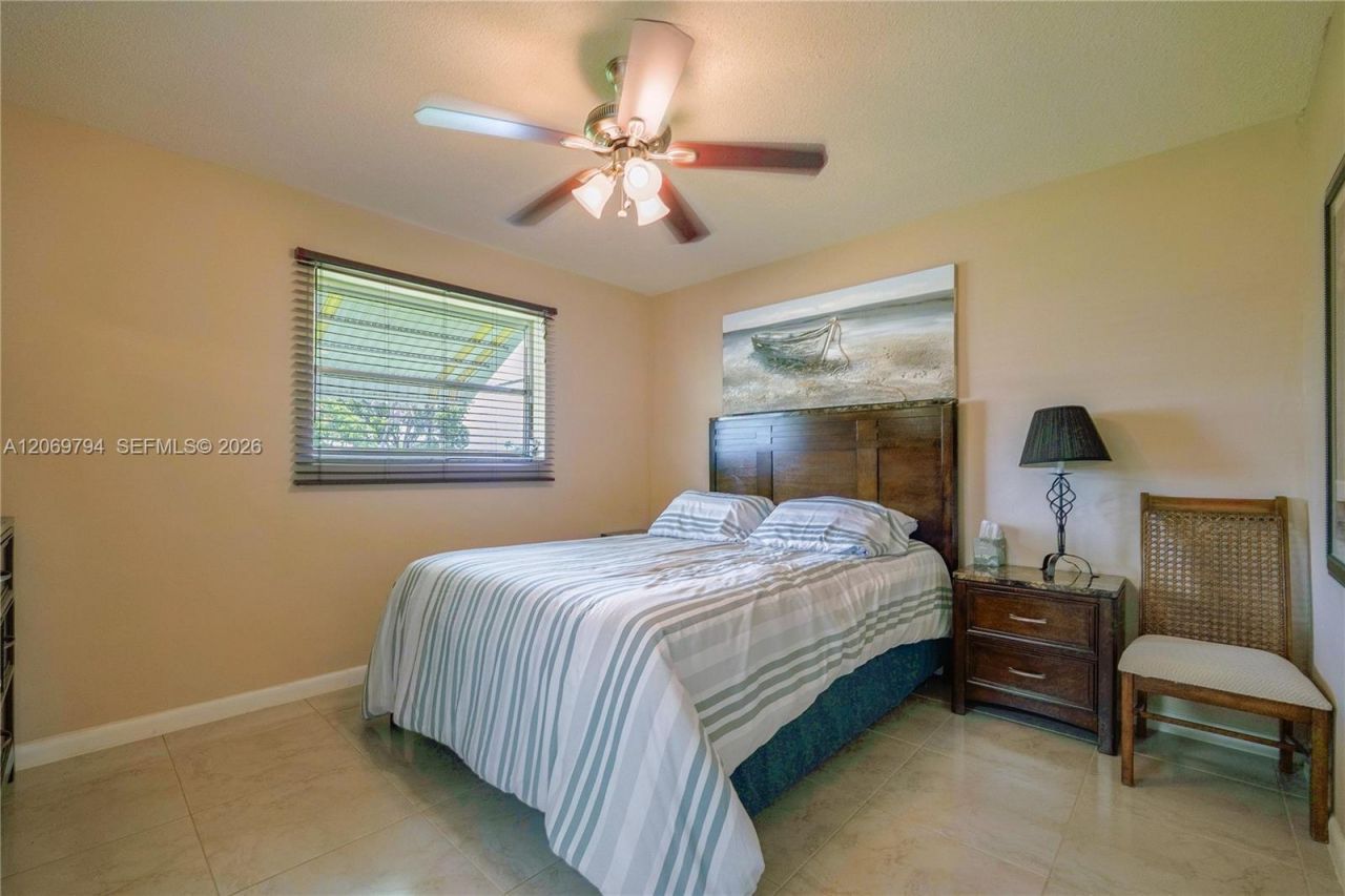 4712 NW 47th Ter , Tamarac, FL 33319 Photo