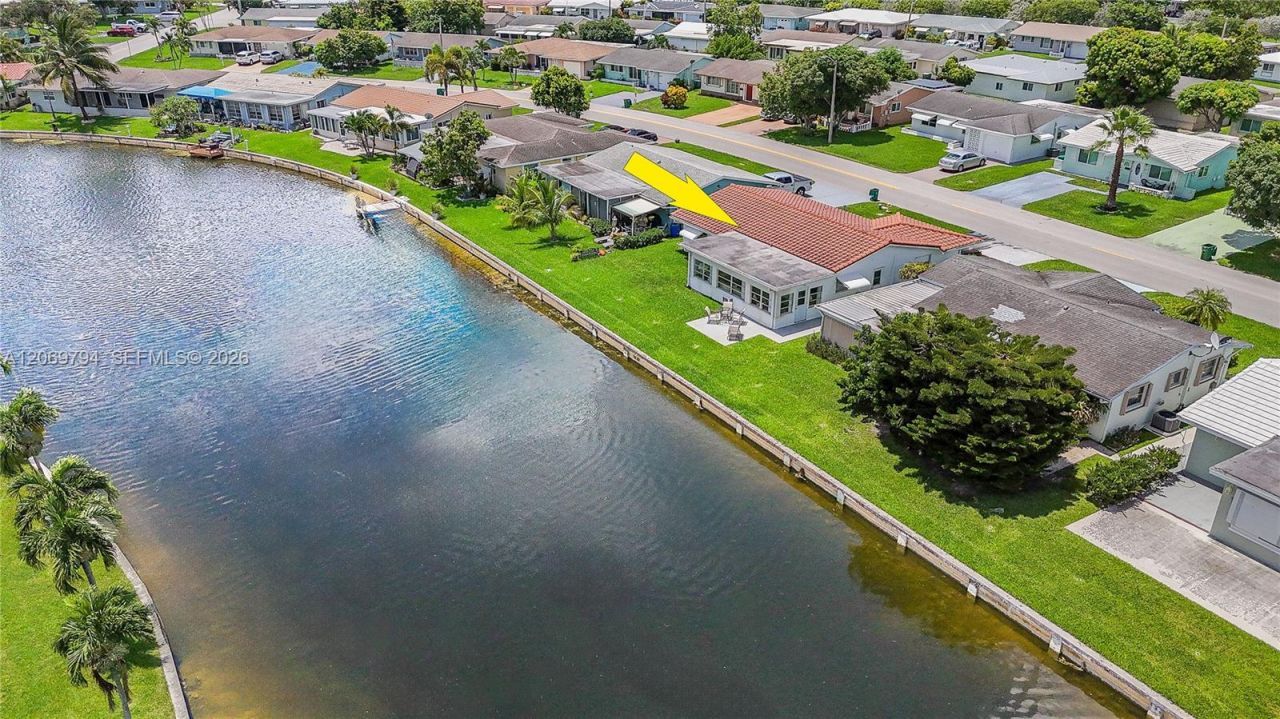 4712 NW 47th Ter , Tamarac, FL 33319 Photo