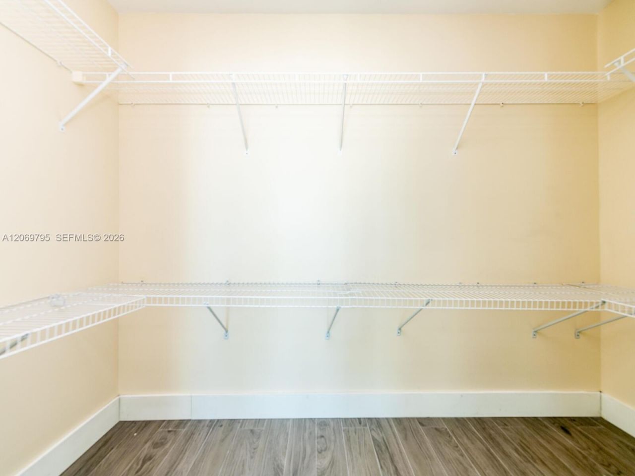 1080 Brickell Ave, Unit 2206, Miami, FL 33131 Photo