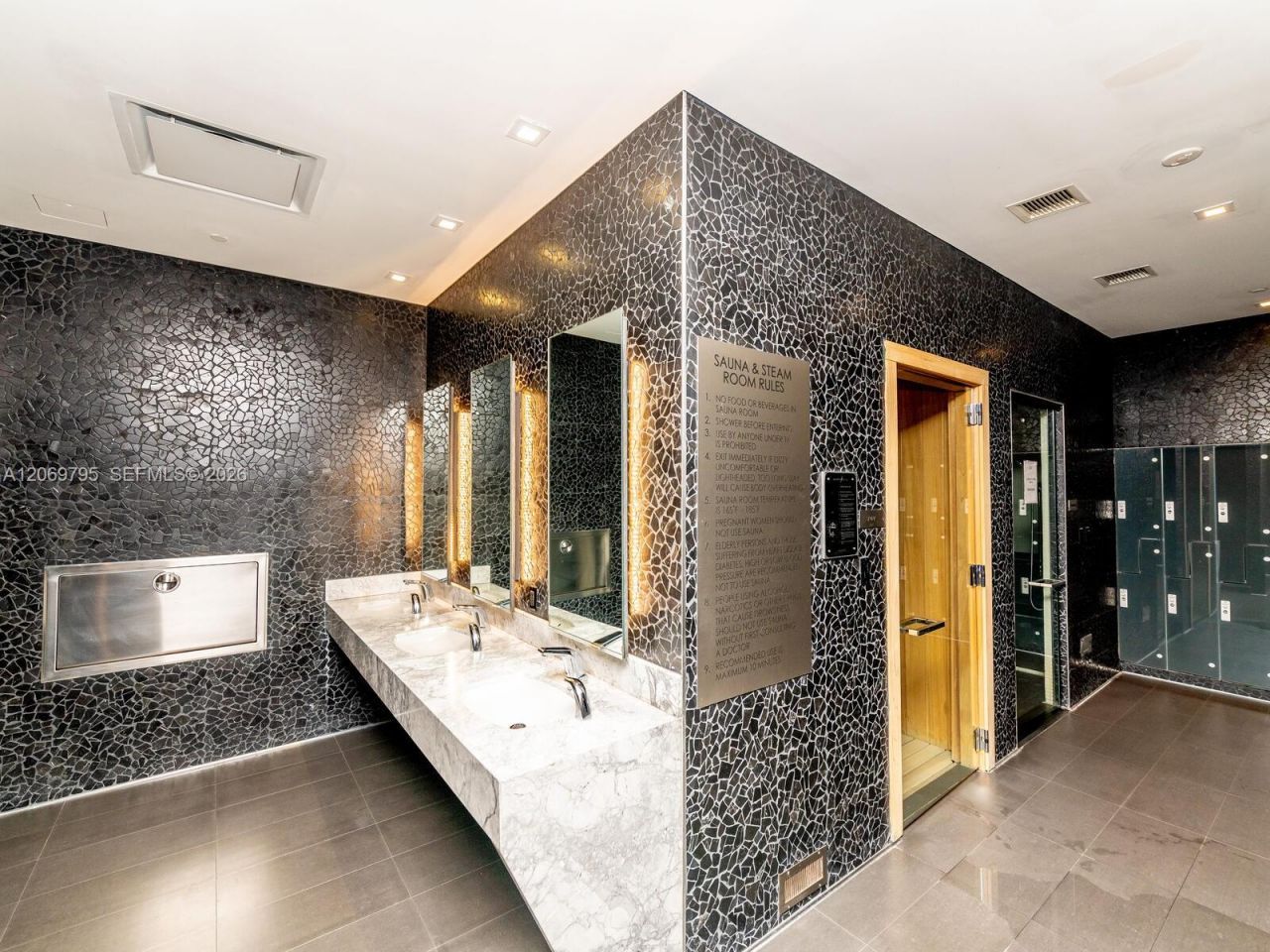1080 Brickell Ave, Unit 2206, Miami, FL 33131 Photo