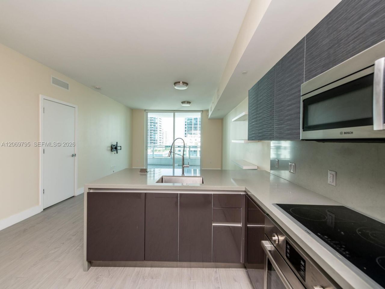 1080 Brickell Ave, Unit 2206, Miami, FL 33131 Photo