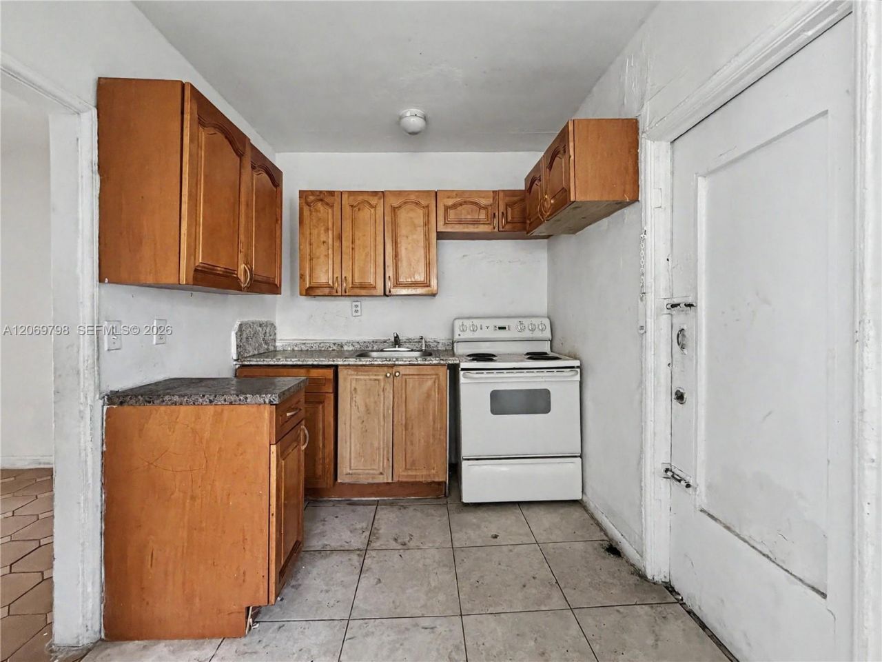 2728 NW 3rd St , Miami, FL 33125 Photo