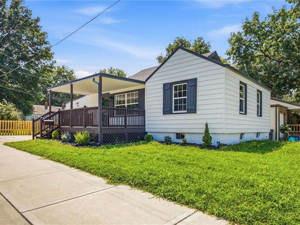 3301 S Ocheltree Street, Olathe, KS 66061