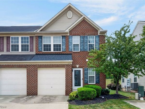 119 River Rock Way , Berea, OH 44017