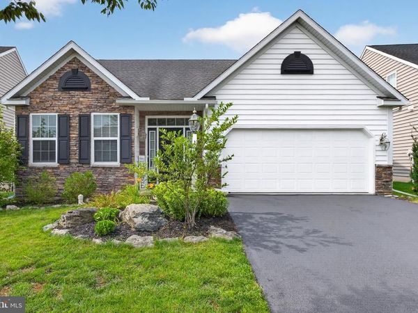 135 GOLDENFIELD DRIVE, LANCASTER, PA 17603