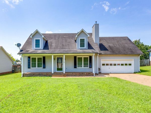 105 Rainier Dr , Columbia, TN 38401