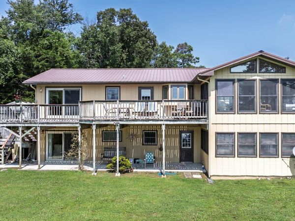 300 Lake Forest Lane , Spring City, TN 37381
