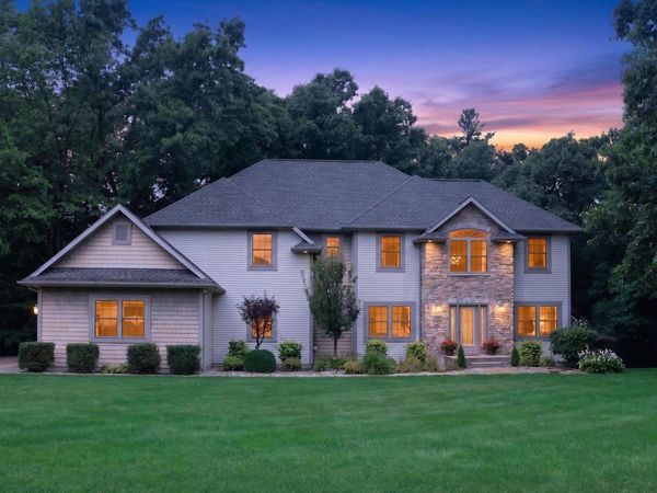 5284 Tillman Drive, Kalamazoo, MI 49009