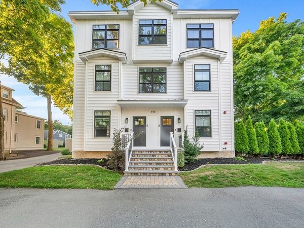 49A Chestnut St, Unit 3, Wakefield, MA 01880