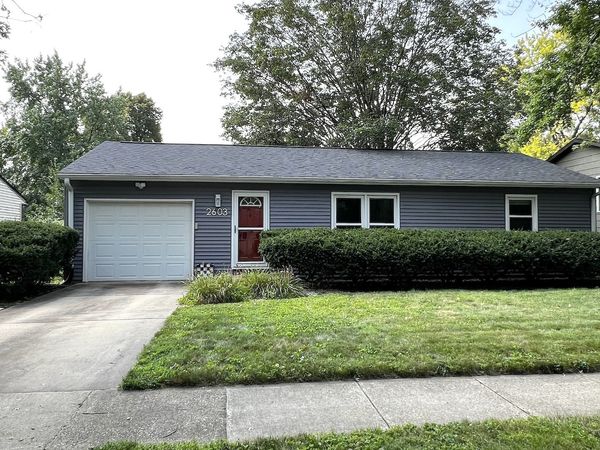 2603 Trafalgar Square , Champaign, IL 61821