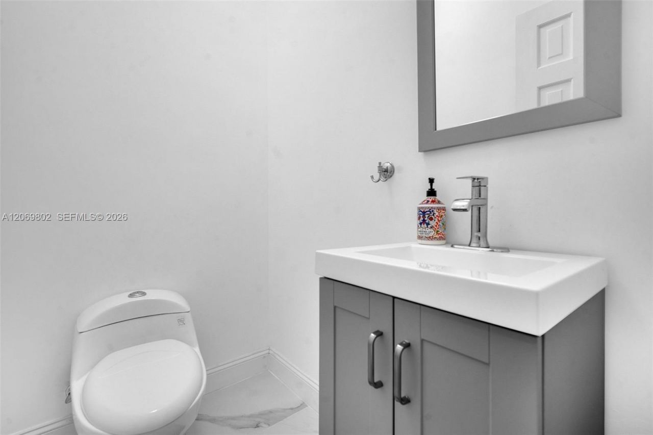 1235 NE 88th St , Miami, FL 33138 Photo