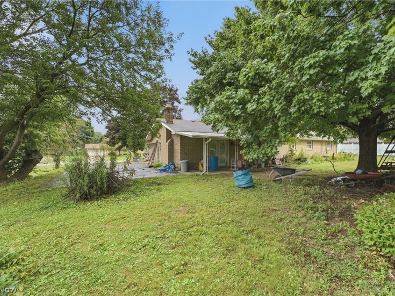 5266 Glenhaven Avenue, Louisville, OH 44641 Photo 12