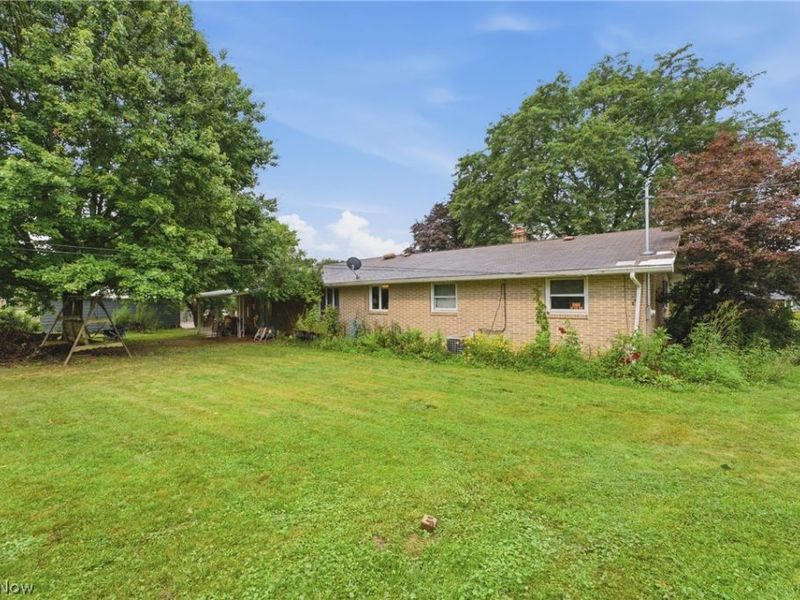 5266 Glenhaven Avenue, Louisville, OH 44641 Photo 7