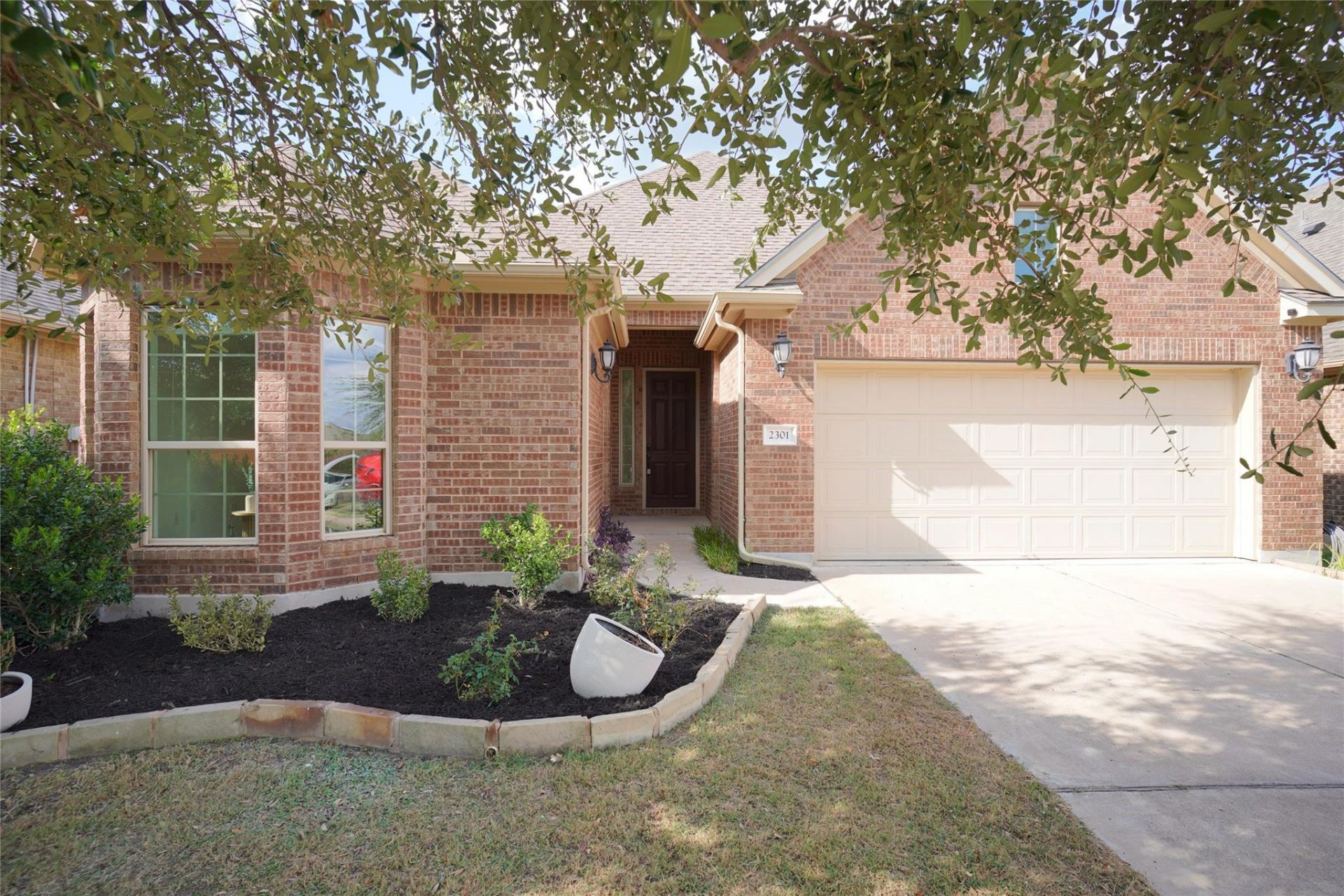 2301 Yaupon Range Dr, Leander, TX 78641 Main Photo