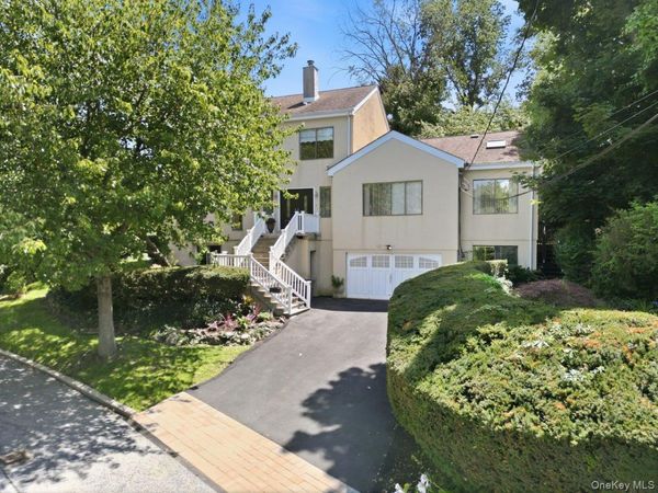 121 Newport Road , Yonkers, NY 10710