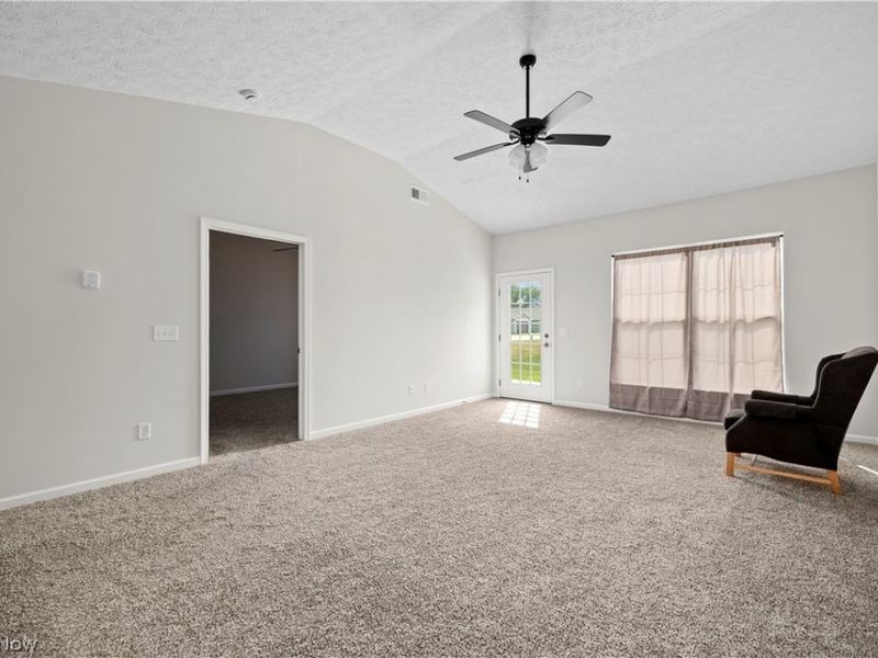 209 Alexander Drive , Elyria, OH 44035 Photo 14