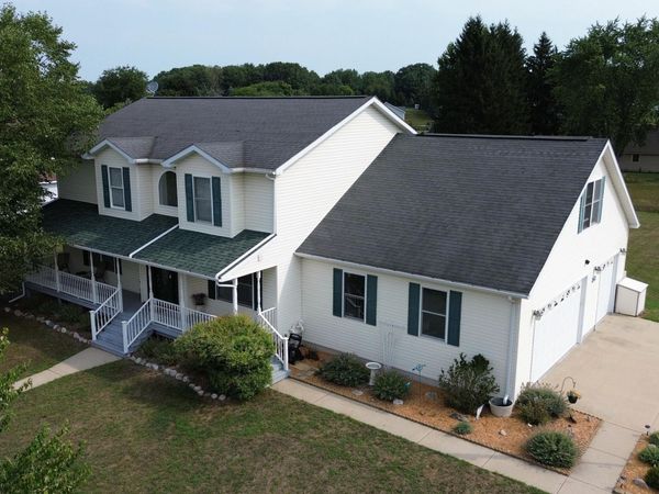 1106 S Bundy Drive, Lake Isabella, MI 48893
