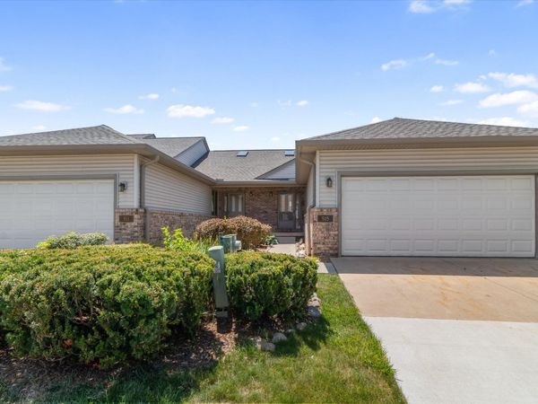 515 Sycamore Circle, Saline, MI 48176