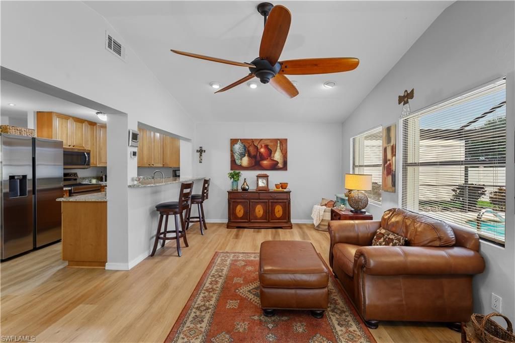 4029 Country Club Blvd, Cape Coral, FL 33904 Photo