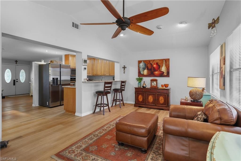 4029 Country Club Blvd, Cape Coral, FL 33904 Photo