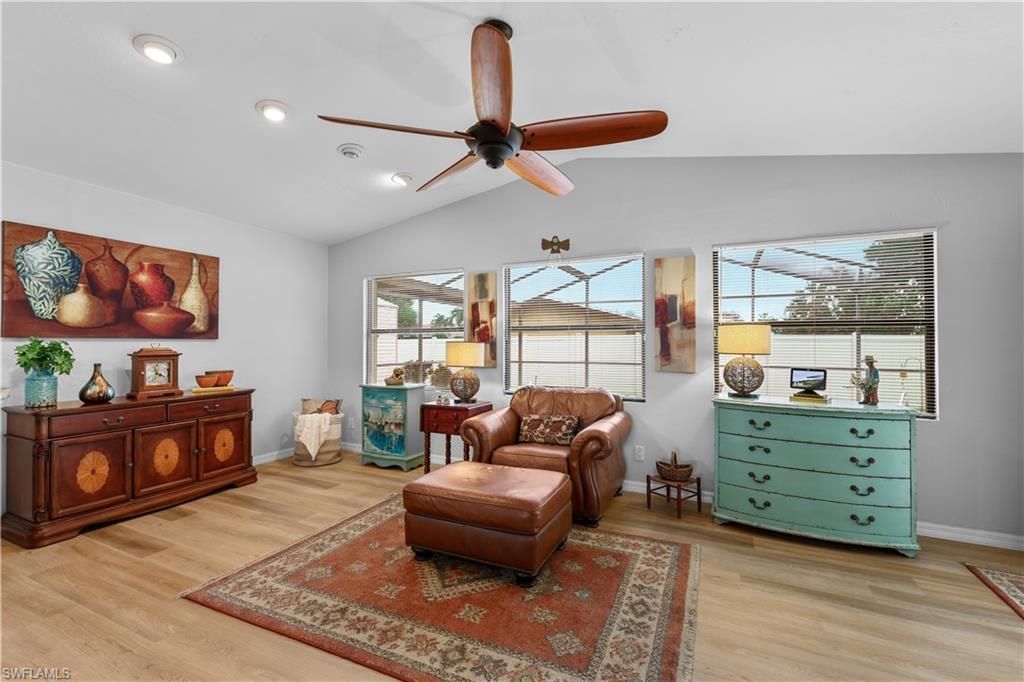 4029 Country Club Blvd, Cape Coral, FL 33904 Photo