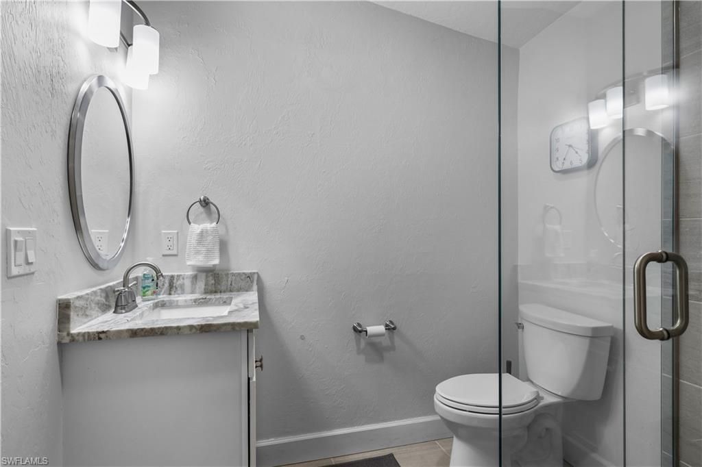 4029 Country Club Blvd, Cape Coral, FL 33904 Photo